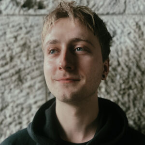 Stadion - Taiowa Fey Stadion - Taiowa Fey